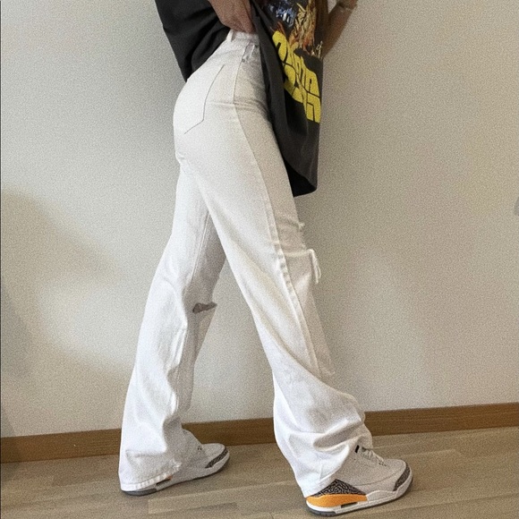 White High Waisted Distressed Wide Leg Jeans - Picture 2 of 4